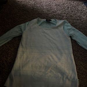 A blue top